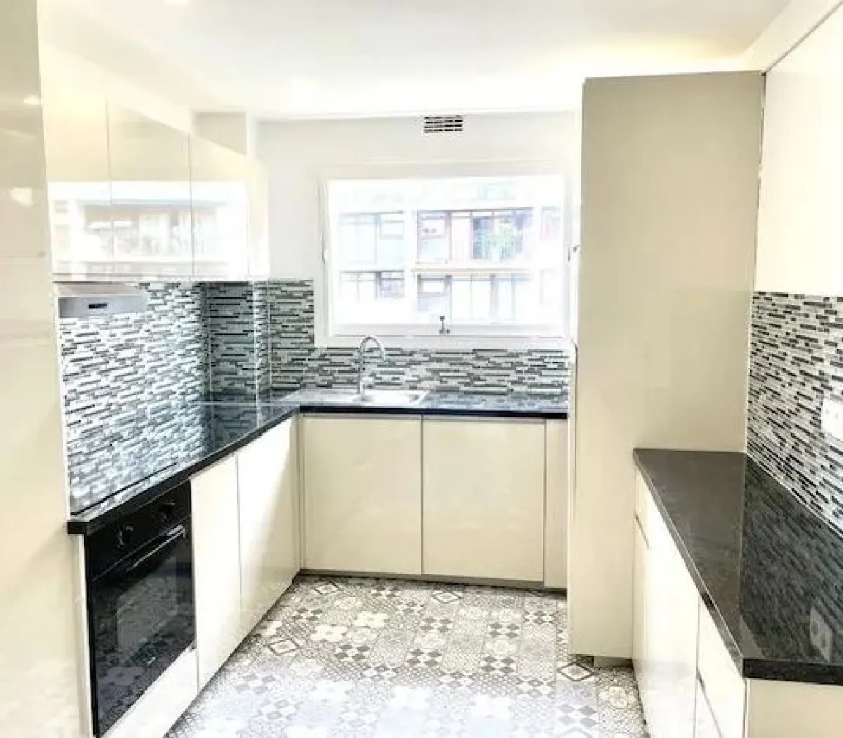 Location Paris Appartement 66b3414ab83b